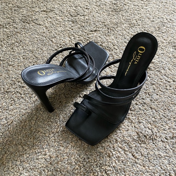 Forever 21 Black Heels - Picture 2 of 2